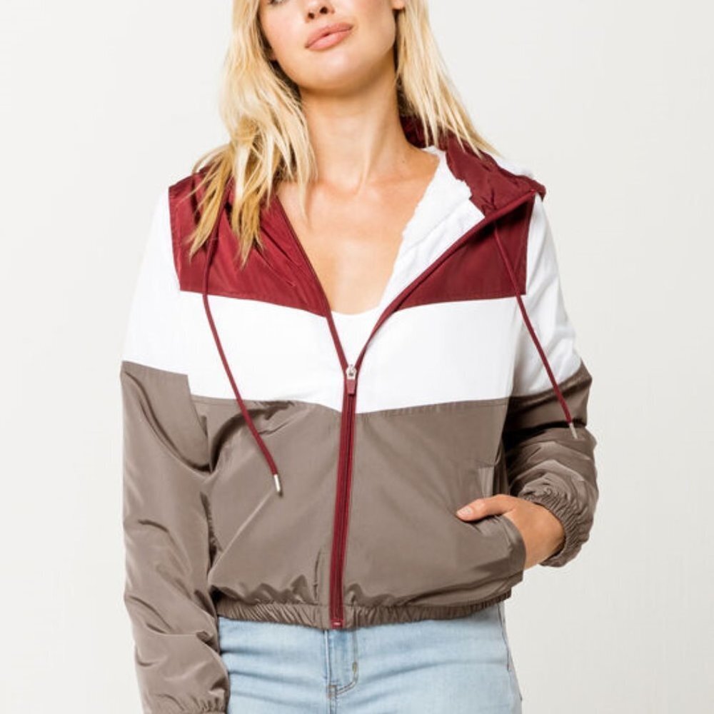 #6❤️ New FULL TILT Zip Up Womens Windbreaker
